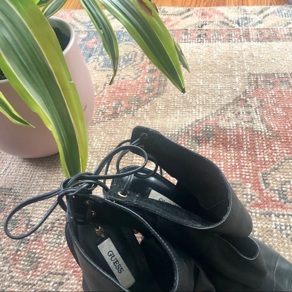 Guess peep toe heels - Picture 3 of 8